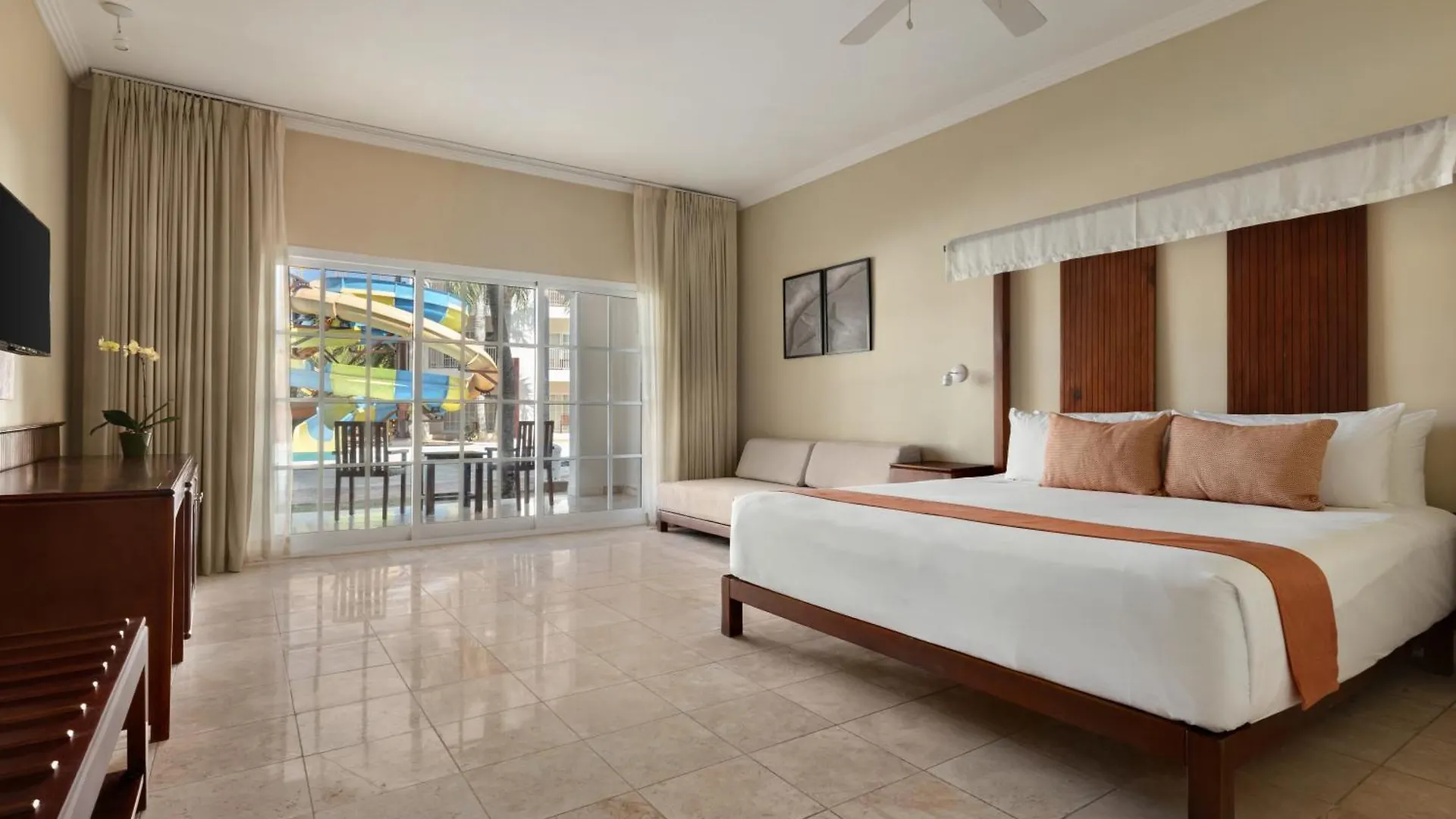 Sunscape Coco Punta Cana 4*,